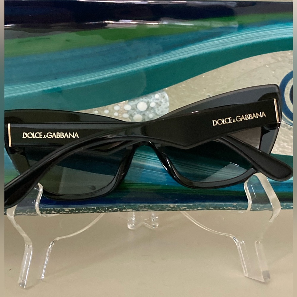 🌸WAS $210: Dolce & Gabbana Sunglasses With Case